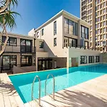One Bedroom Loft Apartment In Darling Street