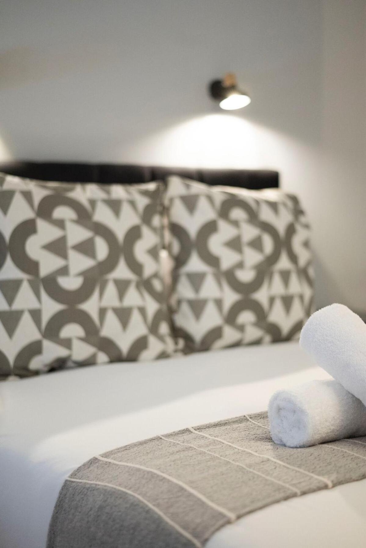 One Bedroom Loft In Darling Street Apartamento