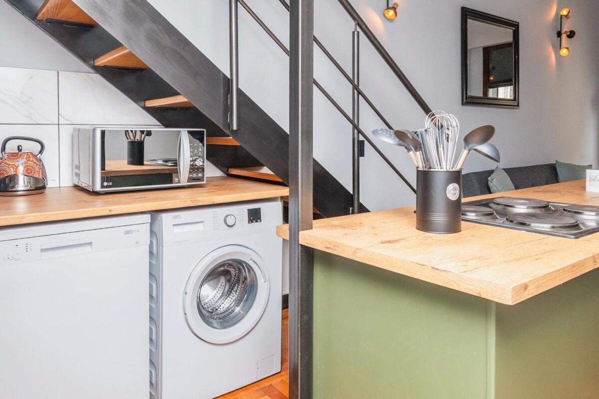One Bedroom Loft In Darling Street