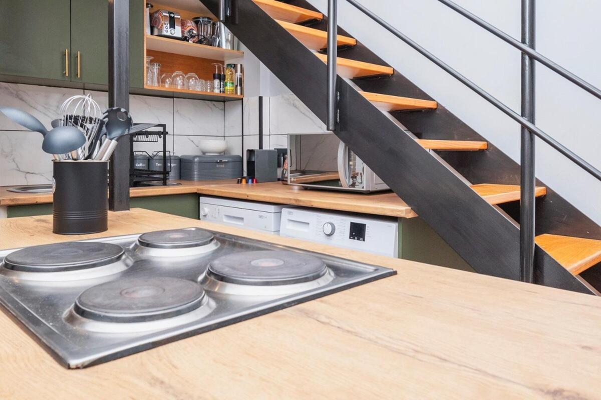 One Bedroom Loft In Darling Street Apartamento